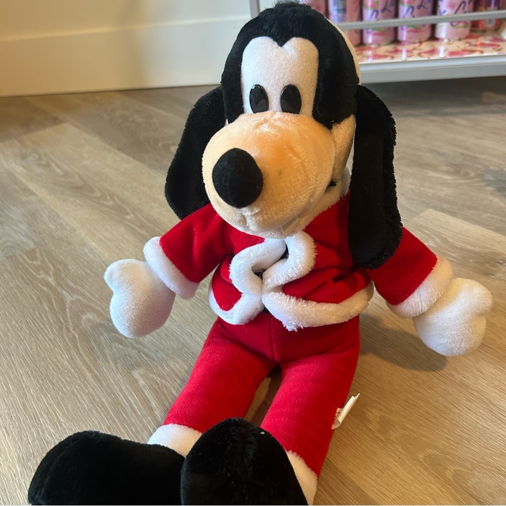 Vintage 90's Disney Goofy Plush Santa Outfit - Macy’s Exclusive